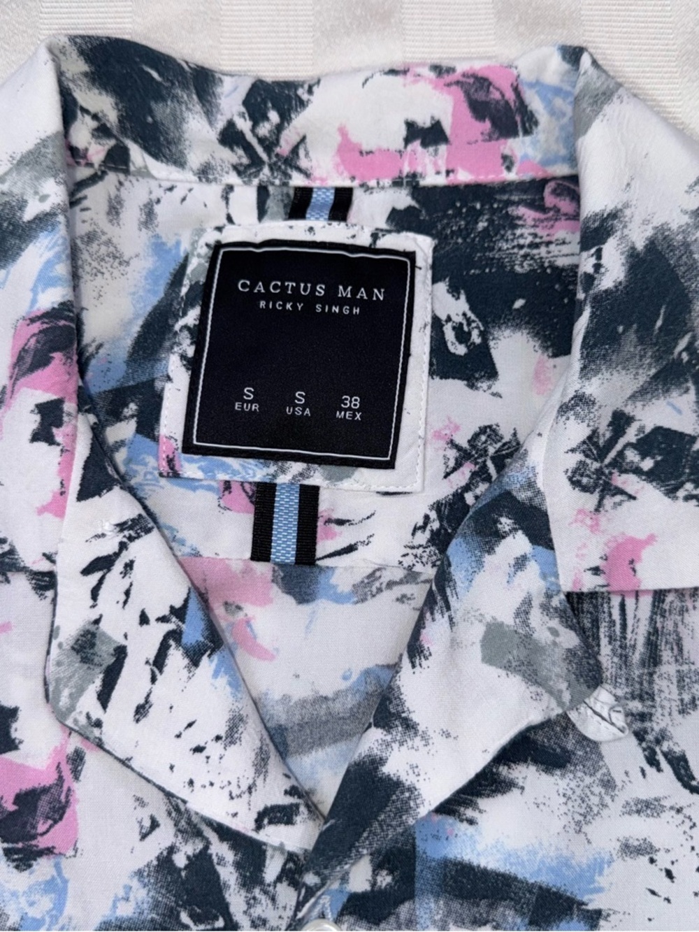 Cactus Man Ricky Singh Sz Small Abstract Brushstroke Button-Up Men’s Shirt - Picture 4 of 13
